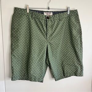 Penguin Green Diamond Geo Print Flat Front Chino Classic Preppy Shorts